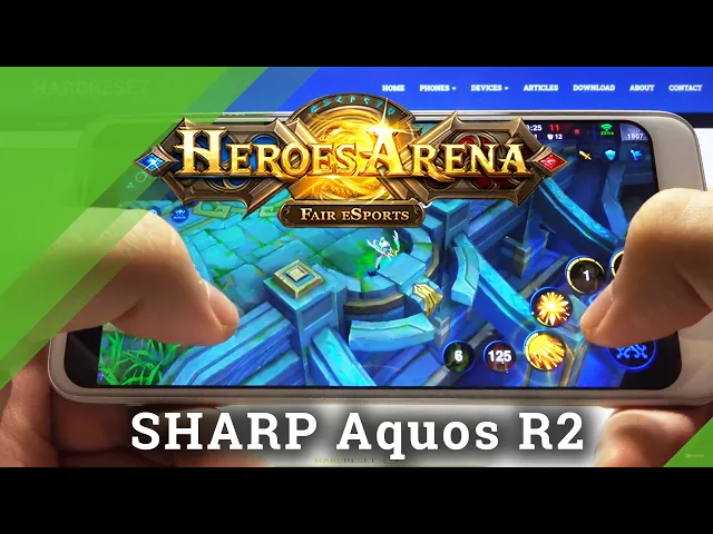 Video thumbnail for Heroes Arena on SHARP Aquos R2 - Game Test