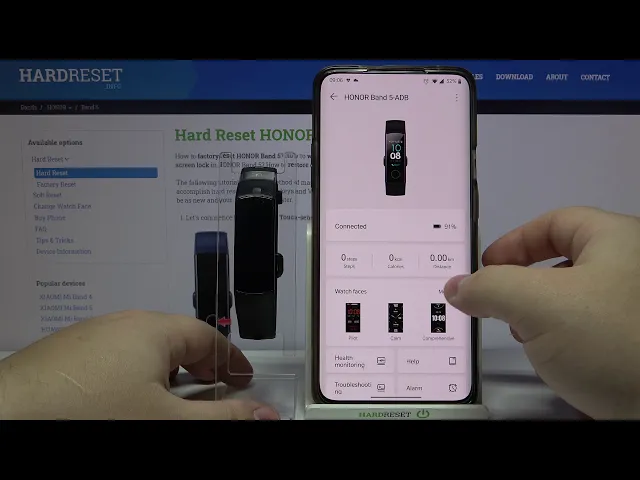 Video thumbnail for How to Change Watch Face in HONOR Band 5 – Update Desktop
