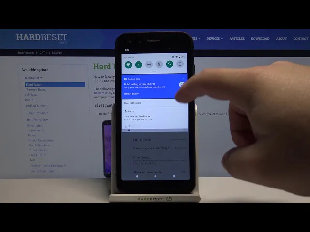 Video thumbnail for How to Enable Battery Percentage – Track Battery Level on CAT S62 Pro