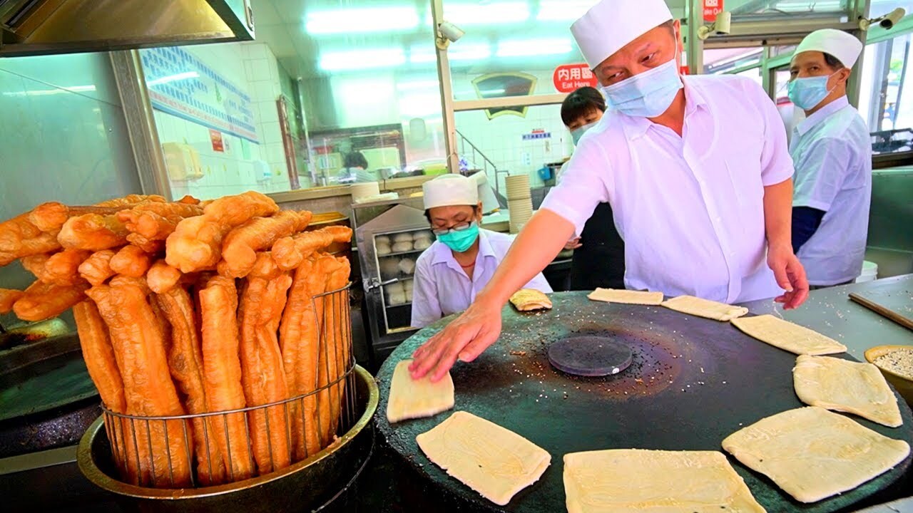 'Video thumbnail for SOY MILK KING of TAIWAN - TAIPEI Street Food : World's BEST Breakfast?! TAIWANESE STREET FOOD 2020'
