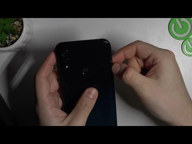 Video thumbnail for How to Remove Sim Card From your Android Phone | Check how Open SIM Shuffle without Damages!