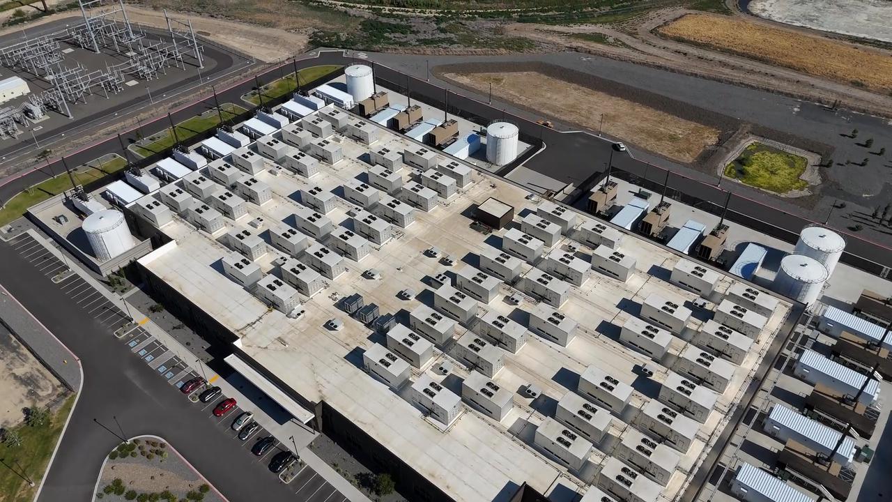 Video thumbnail for US: Drone Views Of Data Centers - Quincy WA 7.