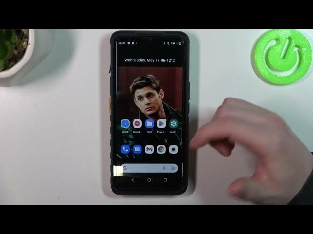Video thumbnail for How To Make Emergency Call In USA On Cat S53