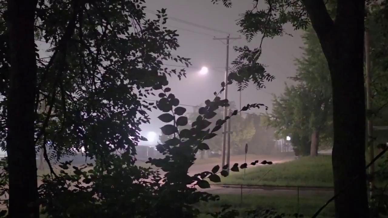 Video thumbnail for US: Canadian Wildfire Smoke Blankets Midwest, Triggers Air Quality Warning 3.