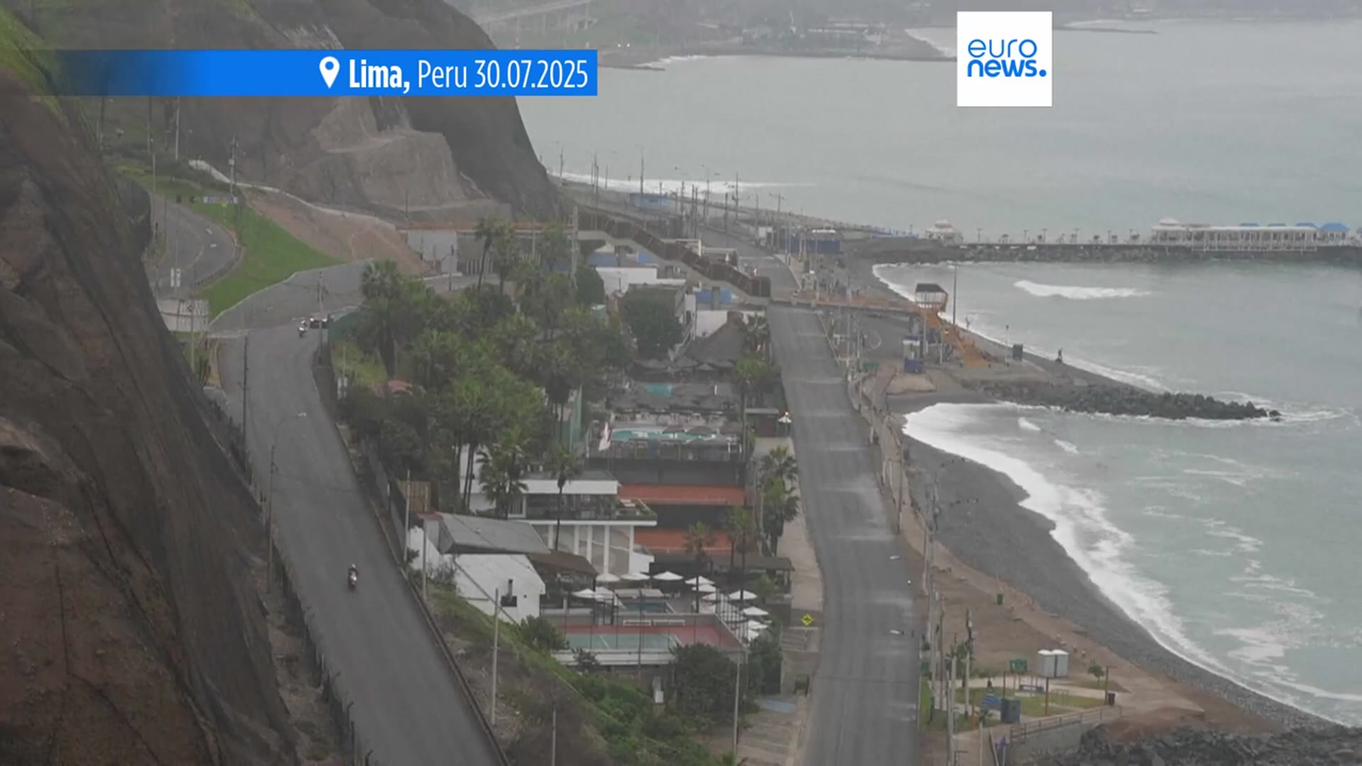 'Video thumbnail for Chile and New Zealand maintain tsunami warnings as threat subsides in most places'