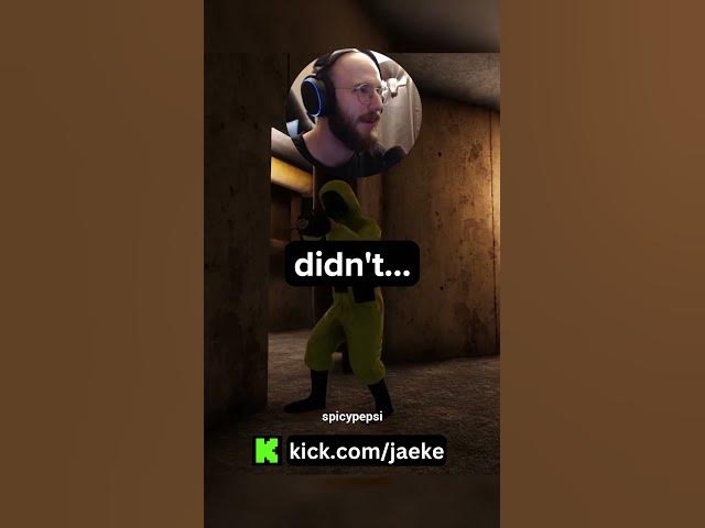 Video thumbnail for SHE DIDN'T BELIEVE ME 🦟🤣