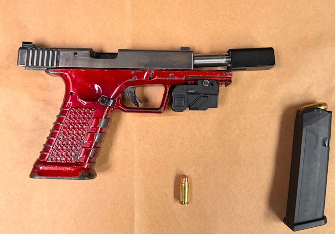 Video thumbnail for 16-year-old faces felony weapons charge after loaded handgun found in Poughkeepsie