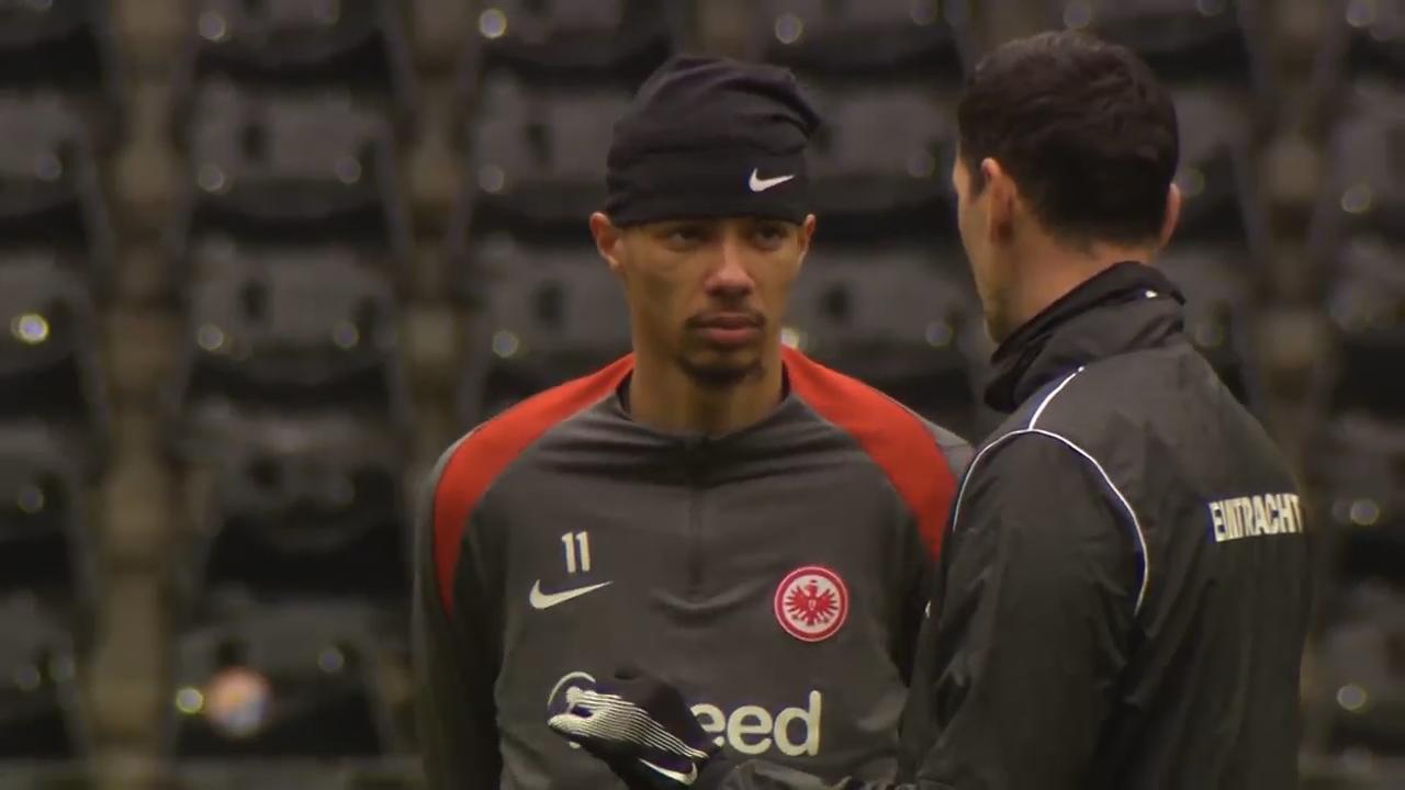 'Video thumbnail for FILE: Liverpool sign Hugo Ekitike from Eintracht Frankfurt'