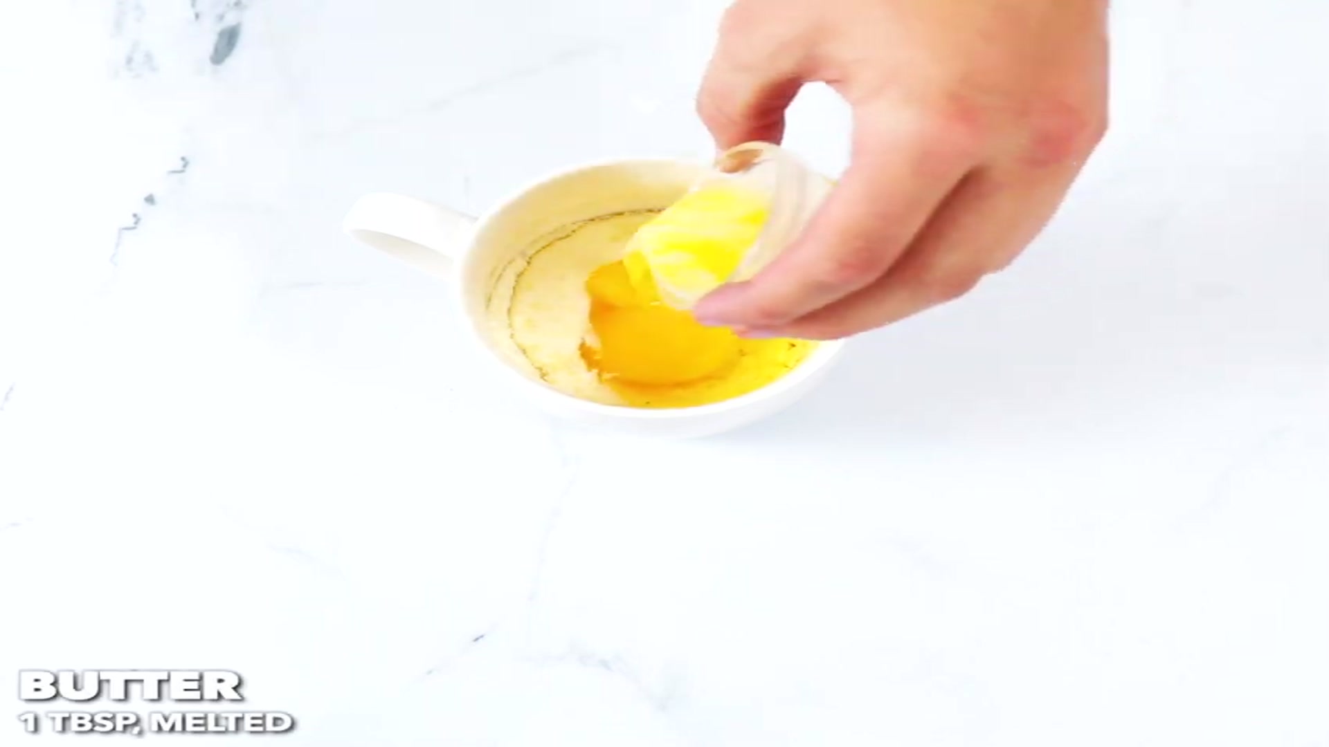 Video thumbnail for Keto Strawberries and Cream Mug Cake Recipe(720P HD)