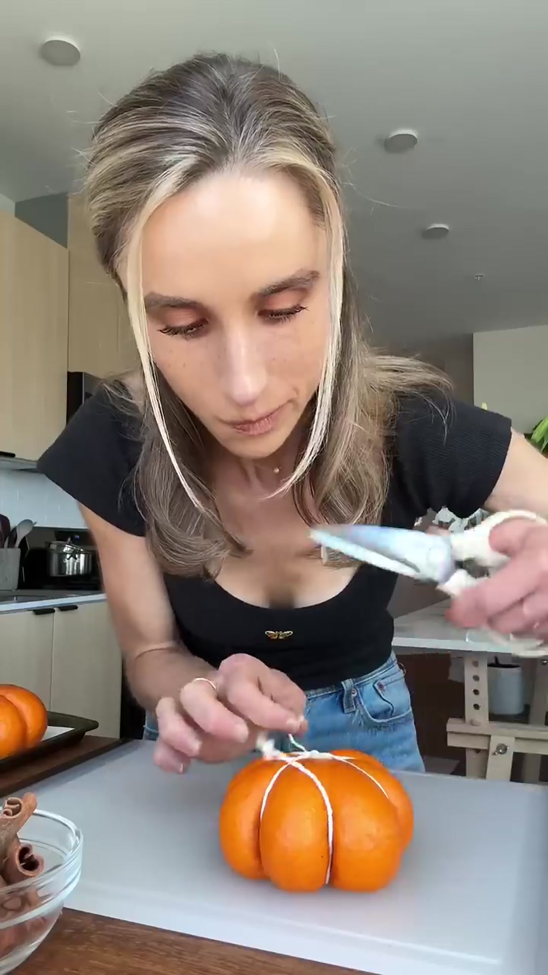 Video thumbnail for 🎃 bagels AND homemade maple cream cheese  bagels  pumpkin  baking  breakfast  sourdough(720P HD)