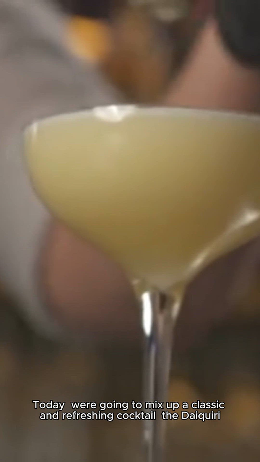 Video thumbnail for dauquiri cocktail recipe