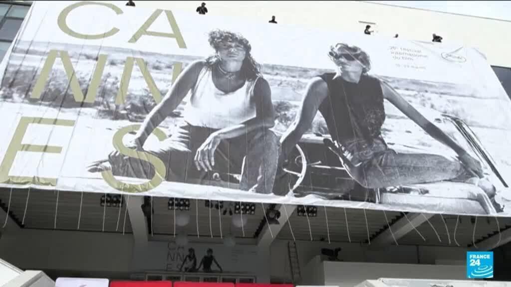 Video thumbnail for Cannes pays tribute to ‘Thelma and Louise’ in festival poster