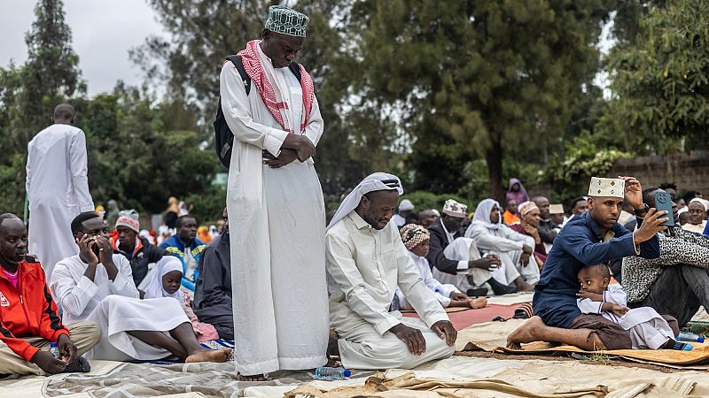 Video thumbnail for Kenyan Muslims pray for Gaza as they celebrate Eid Al-Adha