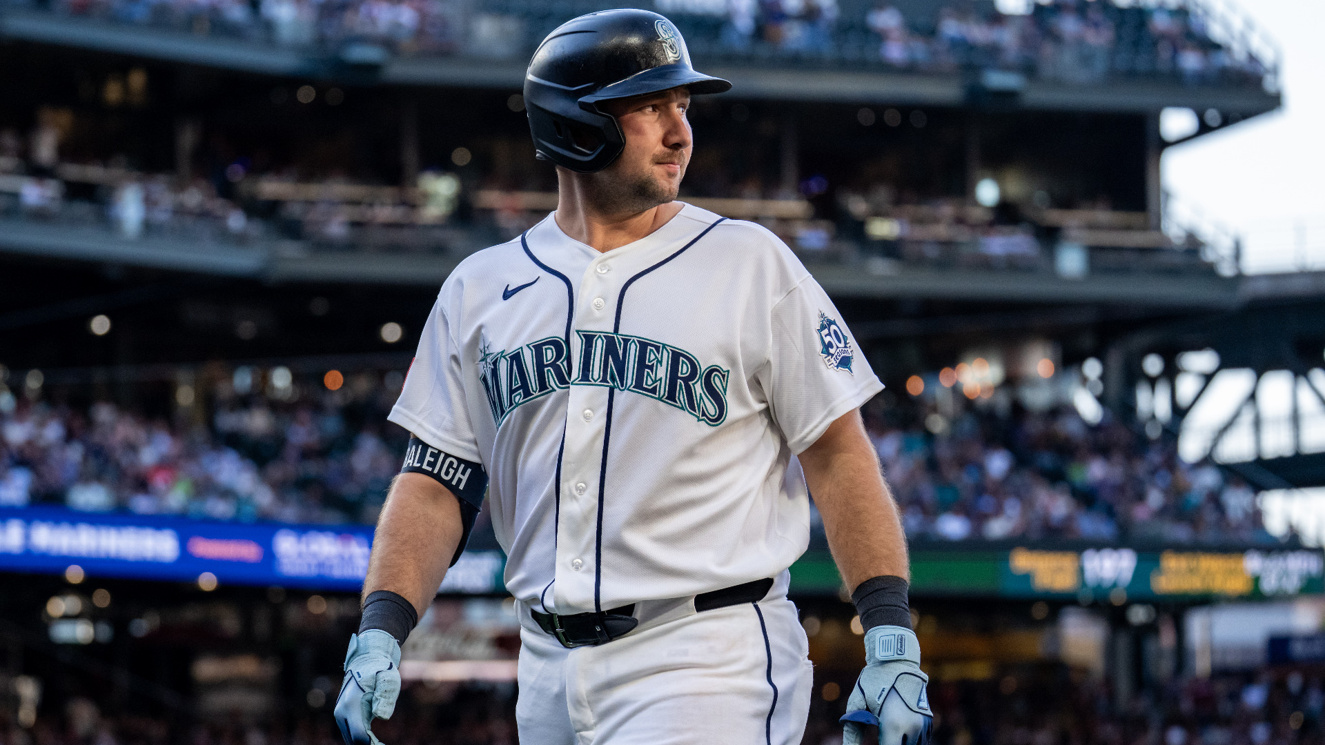Video thumbnail for Mariners Disappoint Again: Reds Eye Wild Card Spot in MLB