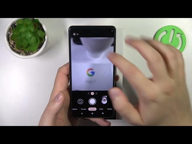 Video thumbnail for GOOGLE Pixel 7 Tricks and Tips | The Best Hidden Features