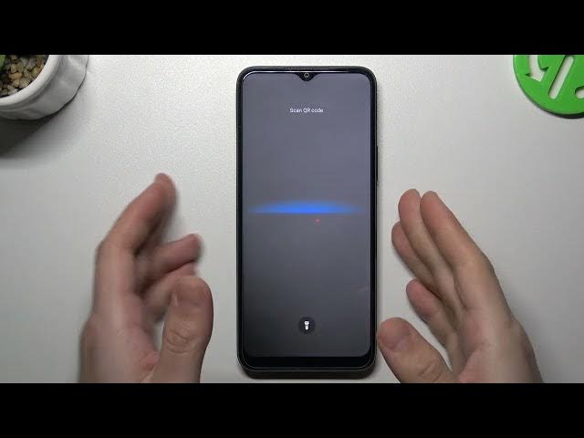 Video thumbnail for How to Scan QR Codes with Camera on Honor X8 - Open QR Codes