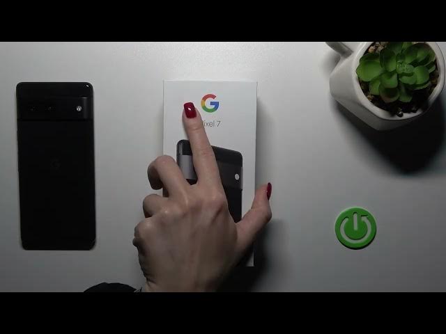 Video thumbnail for GOOGLE Pixel 7 - Does It Comes With Charger