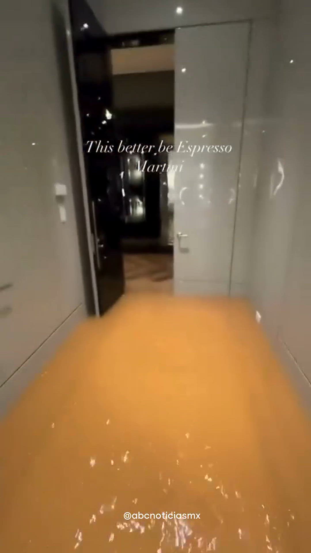 Video thumbnail for An_PvdF014g2StoVTT21dPrFb82wmw79v5QgDtameBgLUmNqtLK8y1SyuL-QGve1ZxGzbHId-faw3R2trdrWZDaA (1)