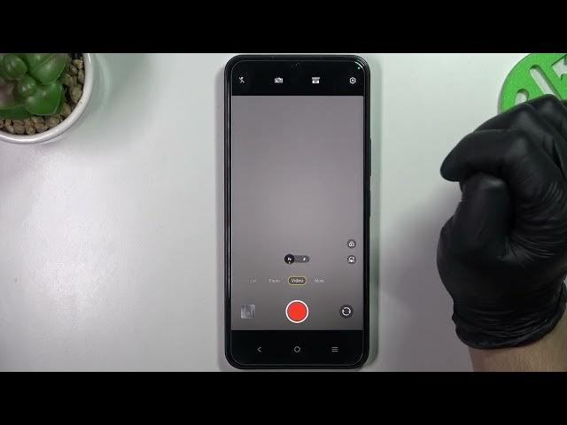 Video thumbnail for How to Turn On the Stabilization for Camera Videos on the VIVO Y35