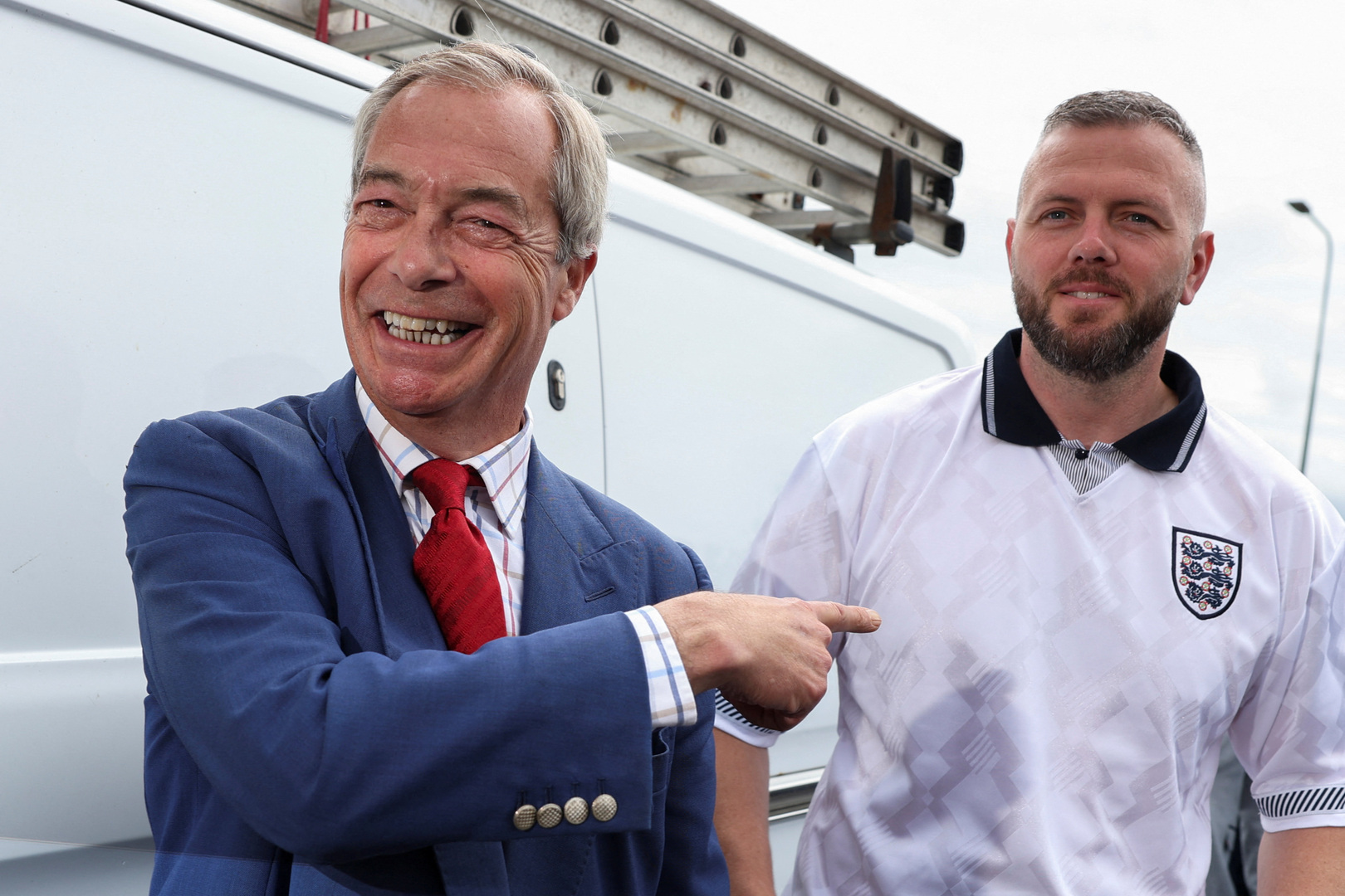 Video thumbnail for Nigel Farage resigns as MP, will run in UK by-election
