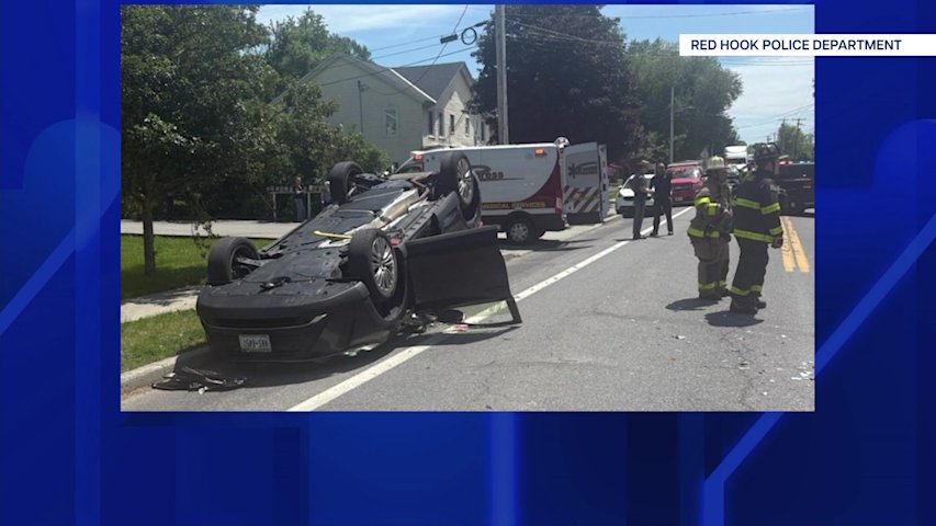 Video thumbnail for 2 people injured in Red Hook rollover crash