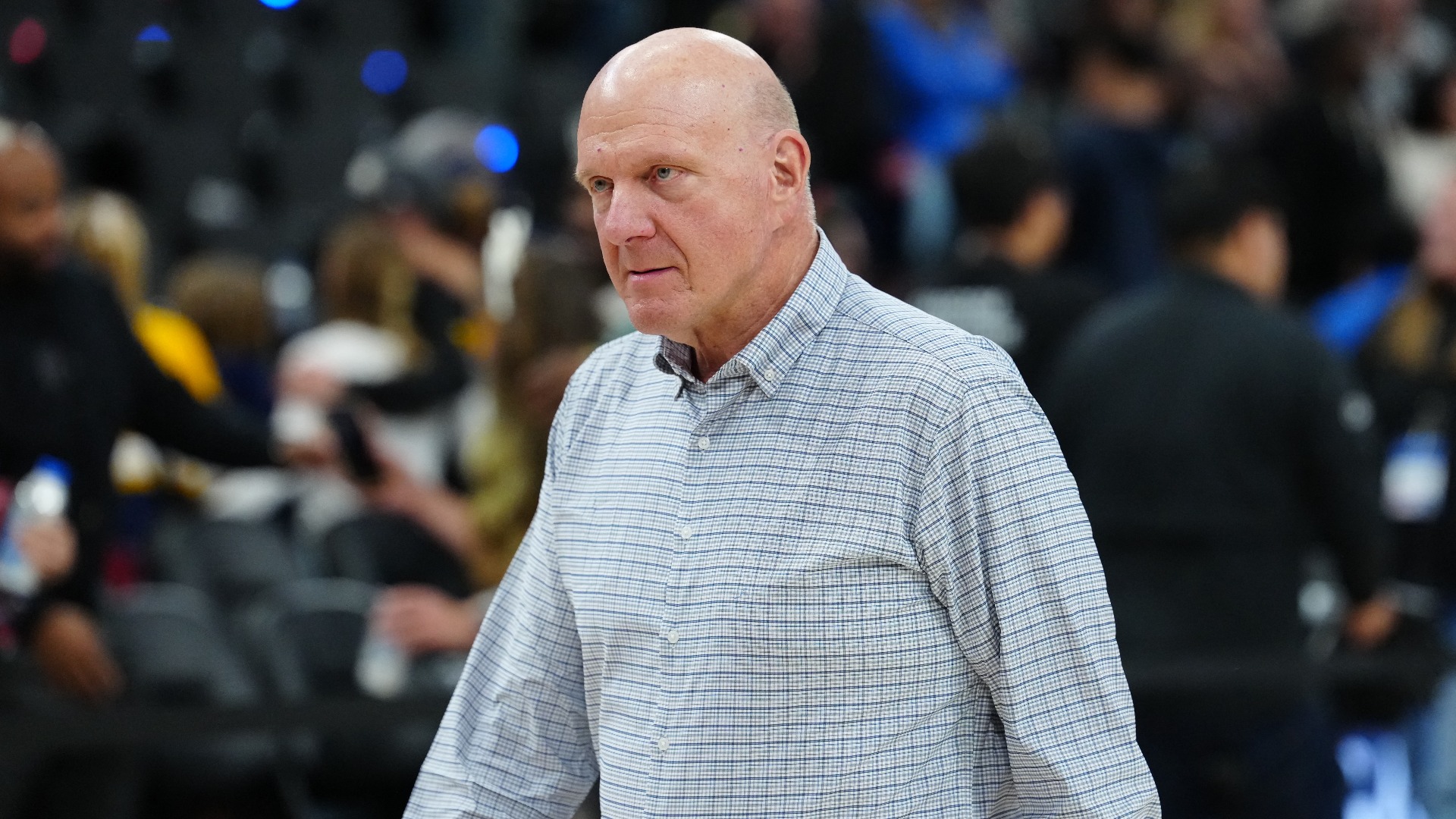 Video thumbnail for Clippers Comply with NBA Punishment After Ballmer's Decision