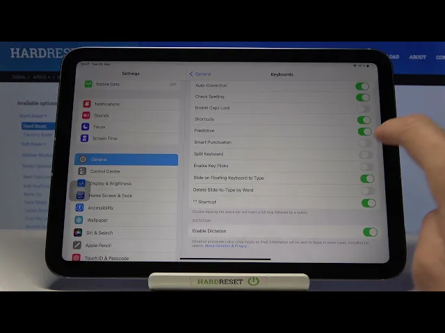 Video thumbnail for How to Enable Split Keyboard on iPad Mini 2021 - iOS Split Keyboard Feature