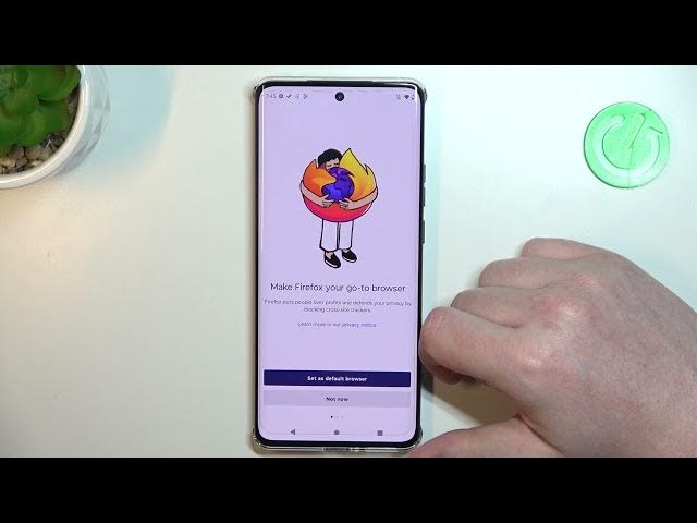 Video thumbnail for How to Install the Mozilla Firefox Browser App on MOTOROLA Edge 40