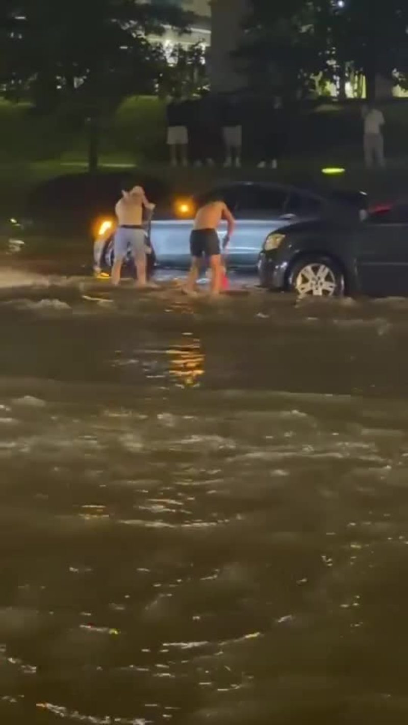 Video thumbnail for Flooded Street Cleanup Crew in Vaughan at Night