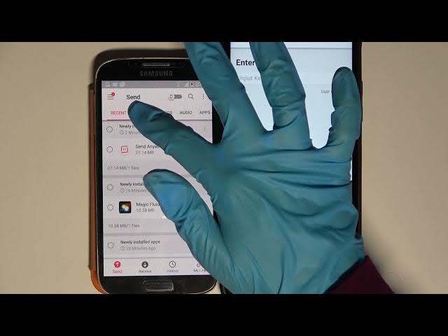 Video thumbnail for How to Transfer Files from SAMSUNG Galaxy S4 to Android Device – Relocate Files