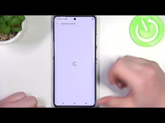 Video thumbnail for Cannot Find Google Play Store Games on Motorola Moto X40 - FIX IT!