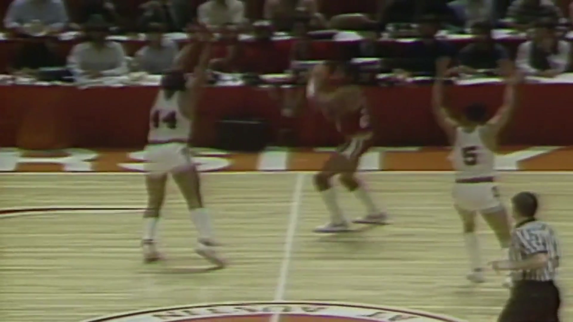 'Video thumbnail for Bob Uecker introduces Basketball Coaching moment on Episode 10 of The Wacky World of Sports'