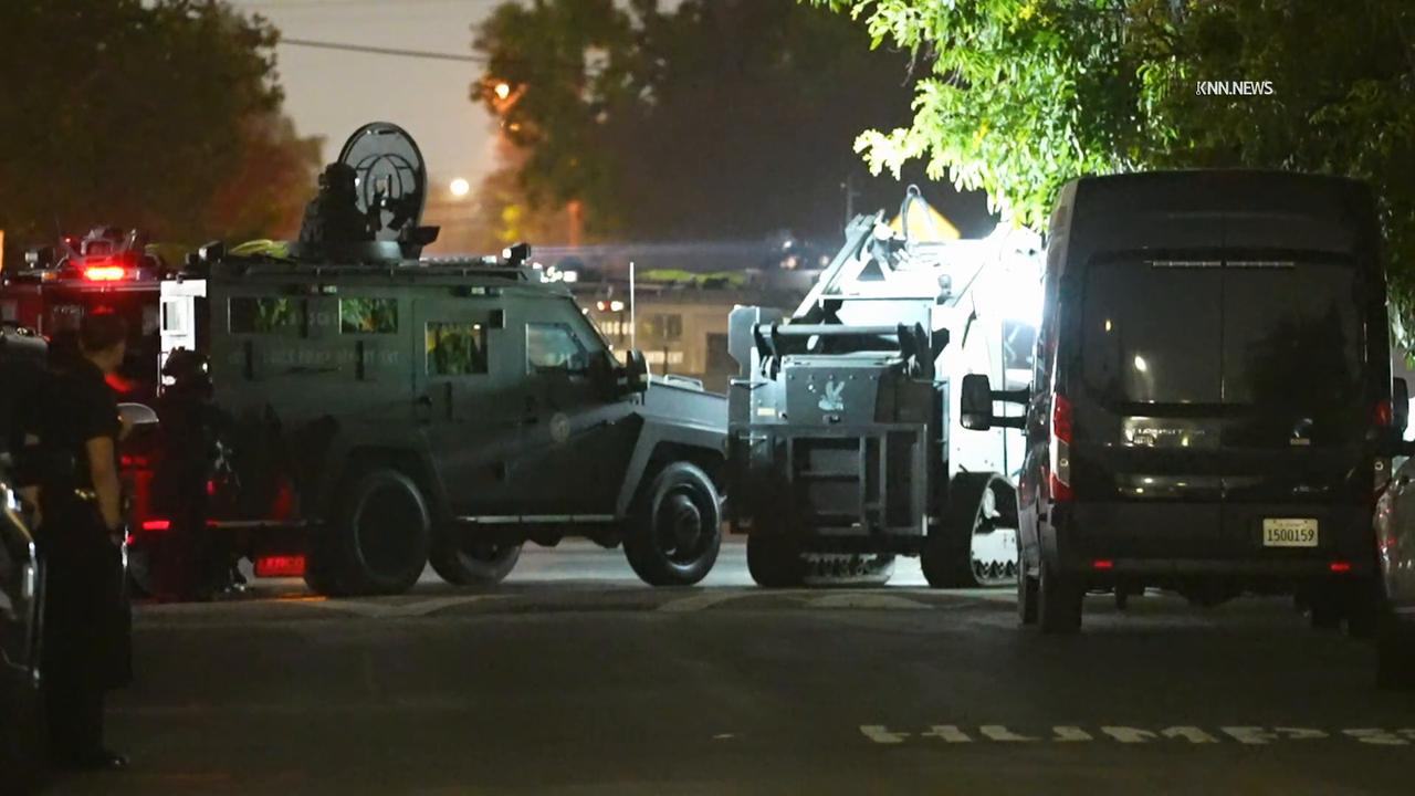 Video thumbnail for US, Los Angeles: Reseda Suspect Surrenders After Barricade Standoff.