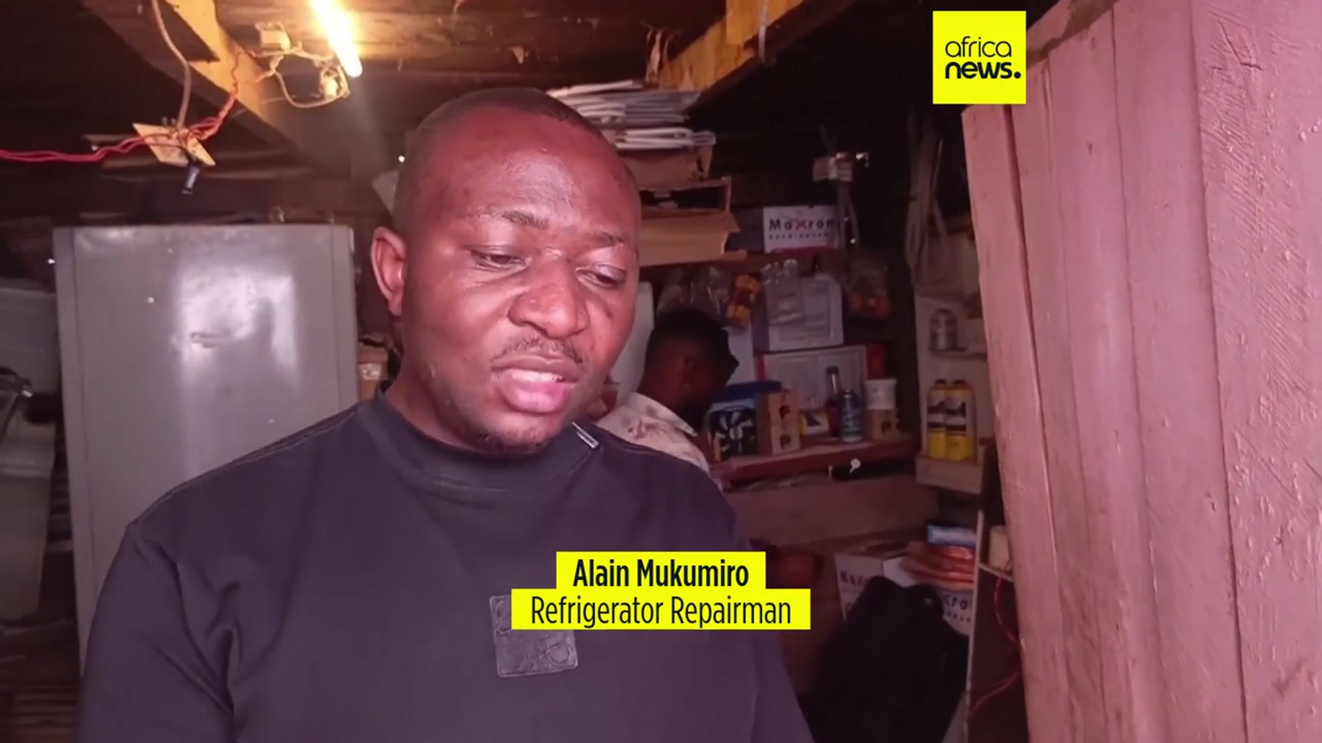 'Video thumbnail for Currency crisis in Bukavu: Residents struggle with damaged banknotes'