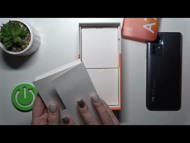 Video thumbnail for What is in ZTE Blade A72s Orginal Device Box? All Box Accessories Unboxing and Review / Presentation