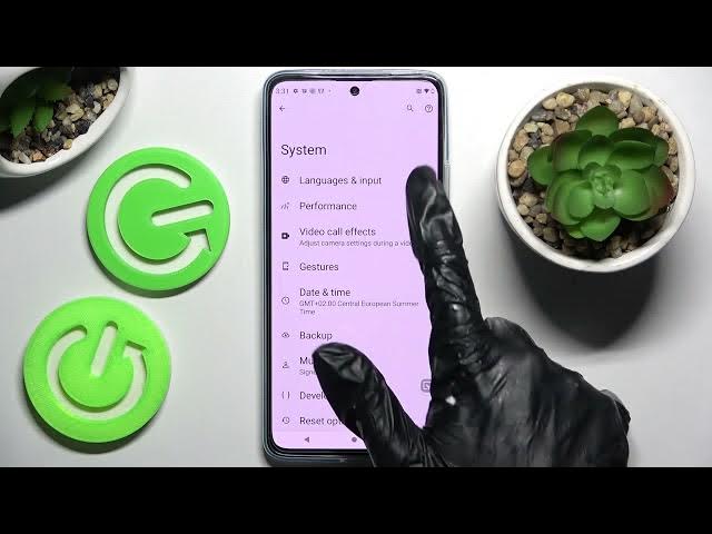Video thumbnail for How to Enter Text Correction Options in MOTOROLA EDGE 30 - Manage Text Correction Settings