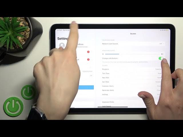 Video thumbnail for How to Find & Manage Sound Settings on iPad Air 5th Gen | iOS Settings