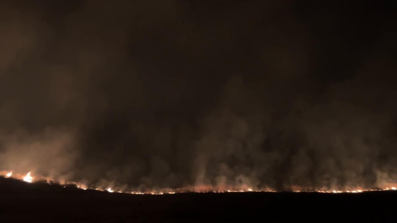 Video thumbnail for US: California wildfire burns over 1,300 acres, thousands evacuated (2).