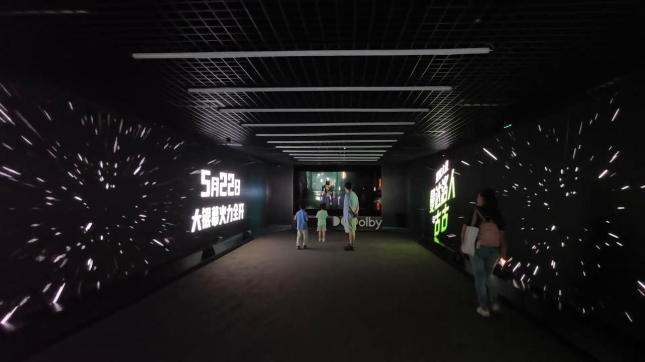 Video thumbnail for China: Movie Star Wars: The Mandalorian&Grogu 3.