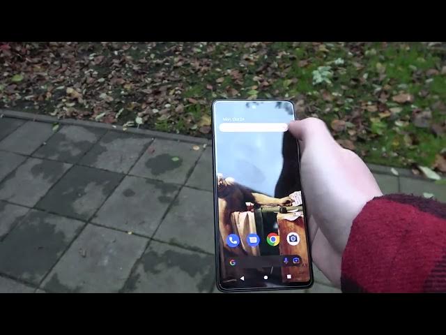 Video thumbnail for GOOGLE Pixel 7 Outdoor Display Brightness Review & Test