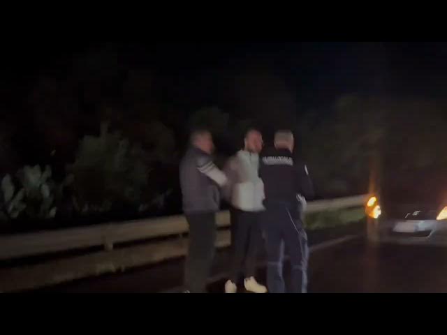 Video thumbnail for INCIDENTE STRADALE SULLA 284

Incidente sulla SS284 nei pressi dello svincolo di Biancavilla, direzi