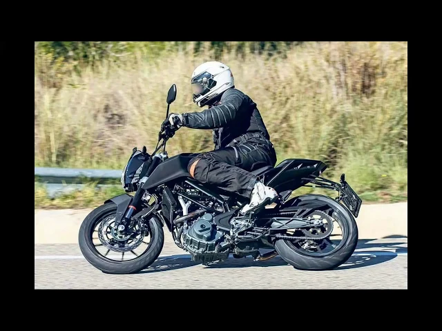 Video thumbnail for KTM Duke 390 2017 edition | first spyshots of KTM duke 390