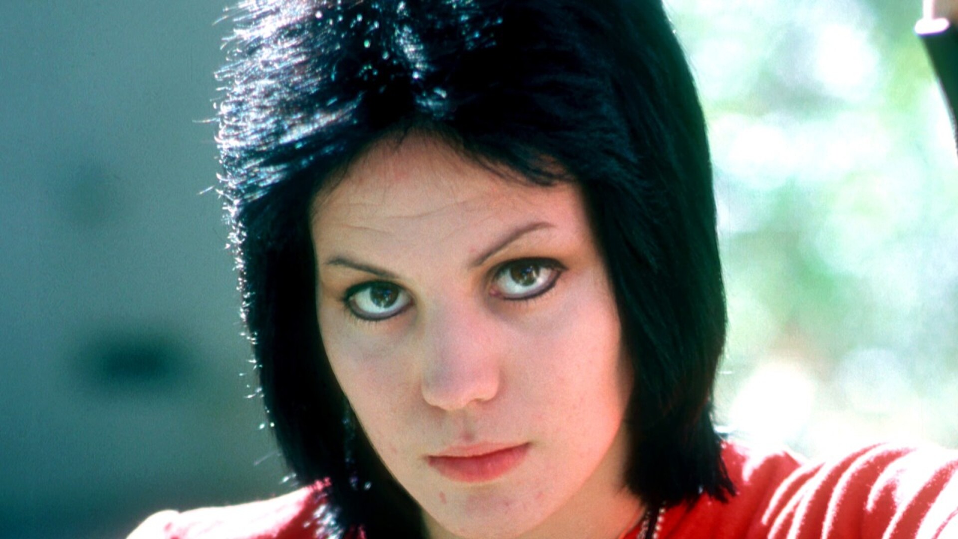 Video thumbnail for What Ex-Bandmates Spilled About These Stars