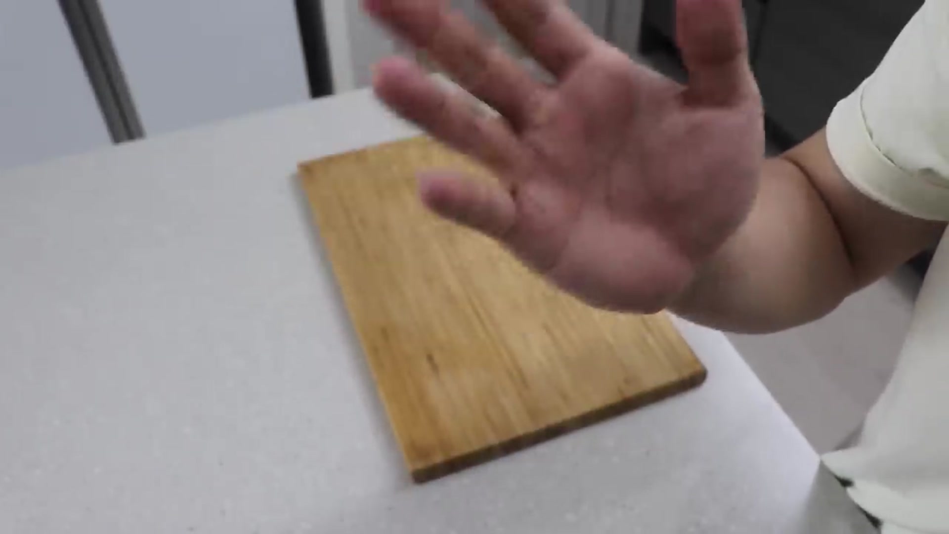 Video thumbnail for 11 Essential Ingredients for Korean Food Korean Grocery Shopping Guide(720P_HD)