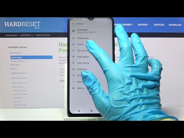 Video thumbnail for How to Pick Keyboard Color in Motorola Moto E7i Power - Change Keyboard Theme