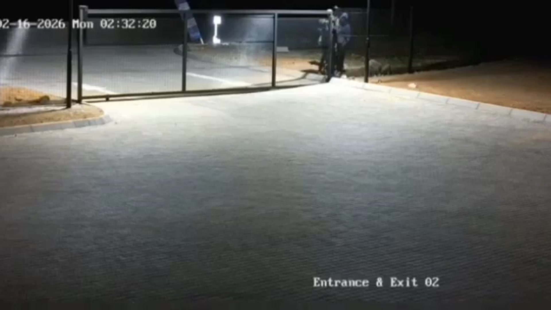 Video thumbnail for Foiled Robbery Attempt at Dikwena Sasol Garage in Limpopo