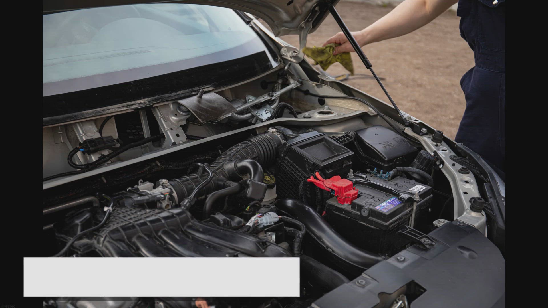 'Video thumbnail for What Should The Voltage Be On My Car Battery'