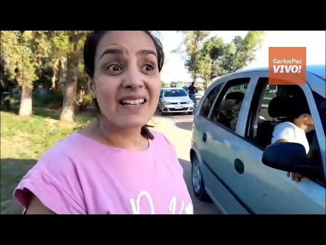 Video thumbnail for Familiares de los compañeros de la nena ahogada esperan novedades en la puerta de Cocoguana