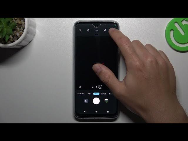 Video thumbnail for How to Turn On & Turn Off the Camera Photo Watermark on MOTOROLA Moto G32