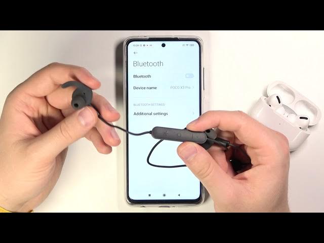 Video thumbnail for Huawei AM61 Sport Bluetooth Connect with Android Phone - Huawei Wireless Earphones